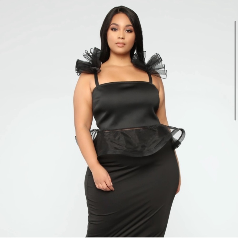 FashionNova// blouse size xs - Picture 1 of 4